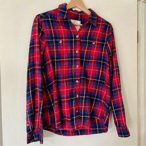 Women’s plaid button down shirt